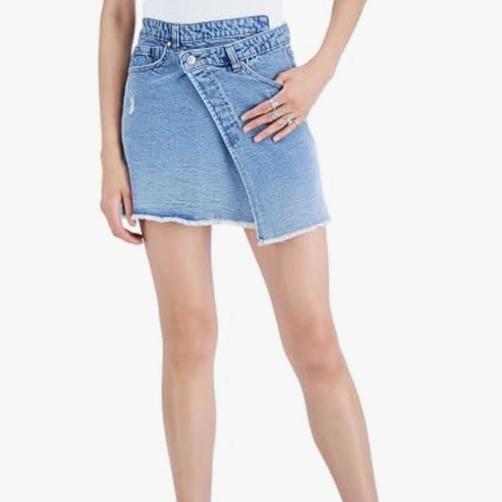 Tinseltown Asymmetrical Frayed Hem Jean Skirt Denim Medium NEW NWT